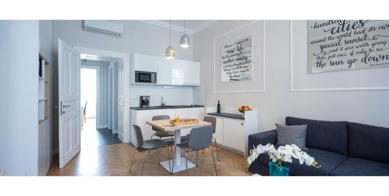 White Rose Apartment Zagreb Ngoại thất bức ảnh