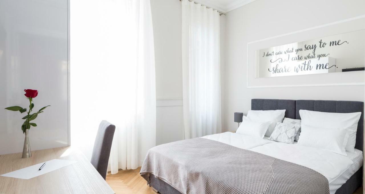 White Rose Apartment Zagreb Ngoại thất bức ảnh