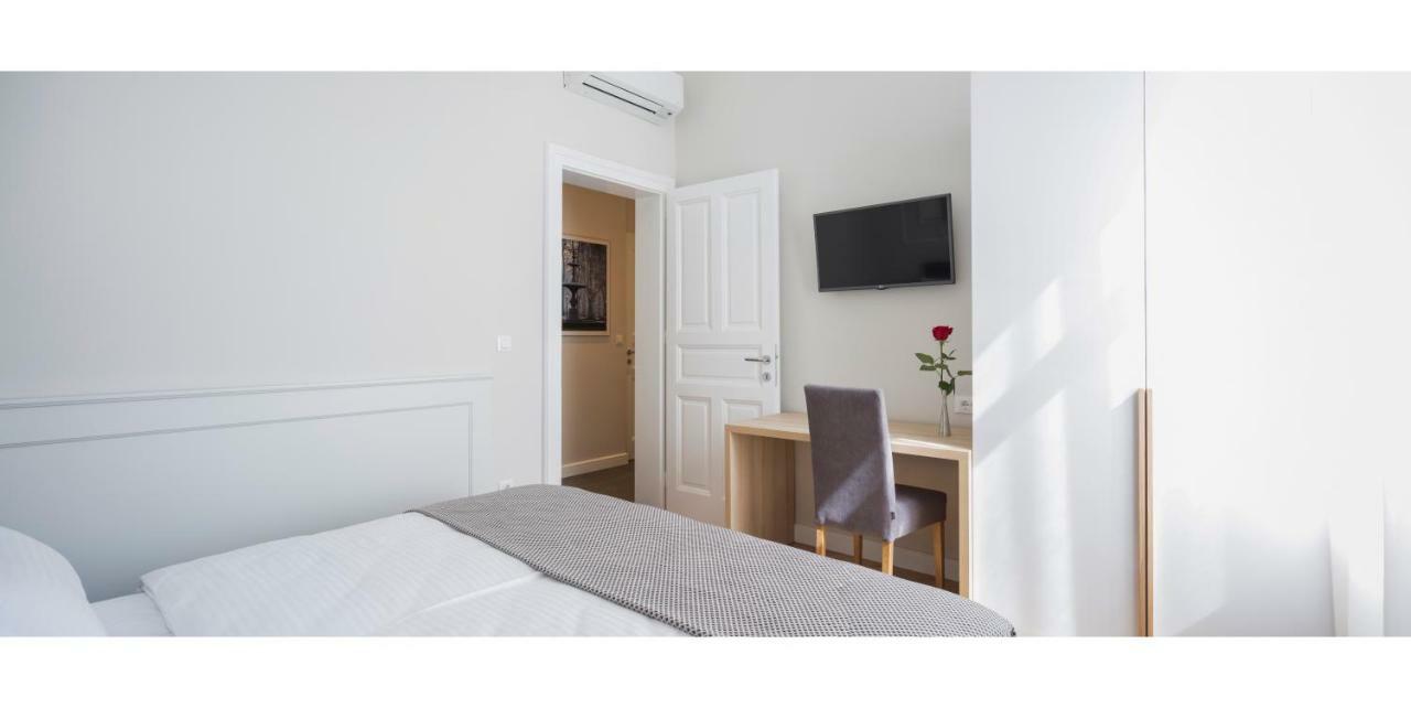 White Rose Apartment Zagreb Ngoại thất bức ảnh