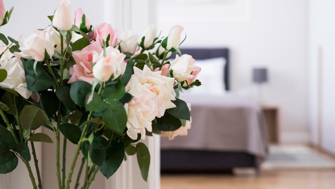 White Rose Apartment Zagreb Ngoại thất bức ảnh